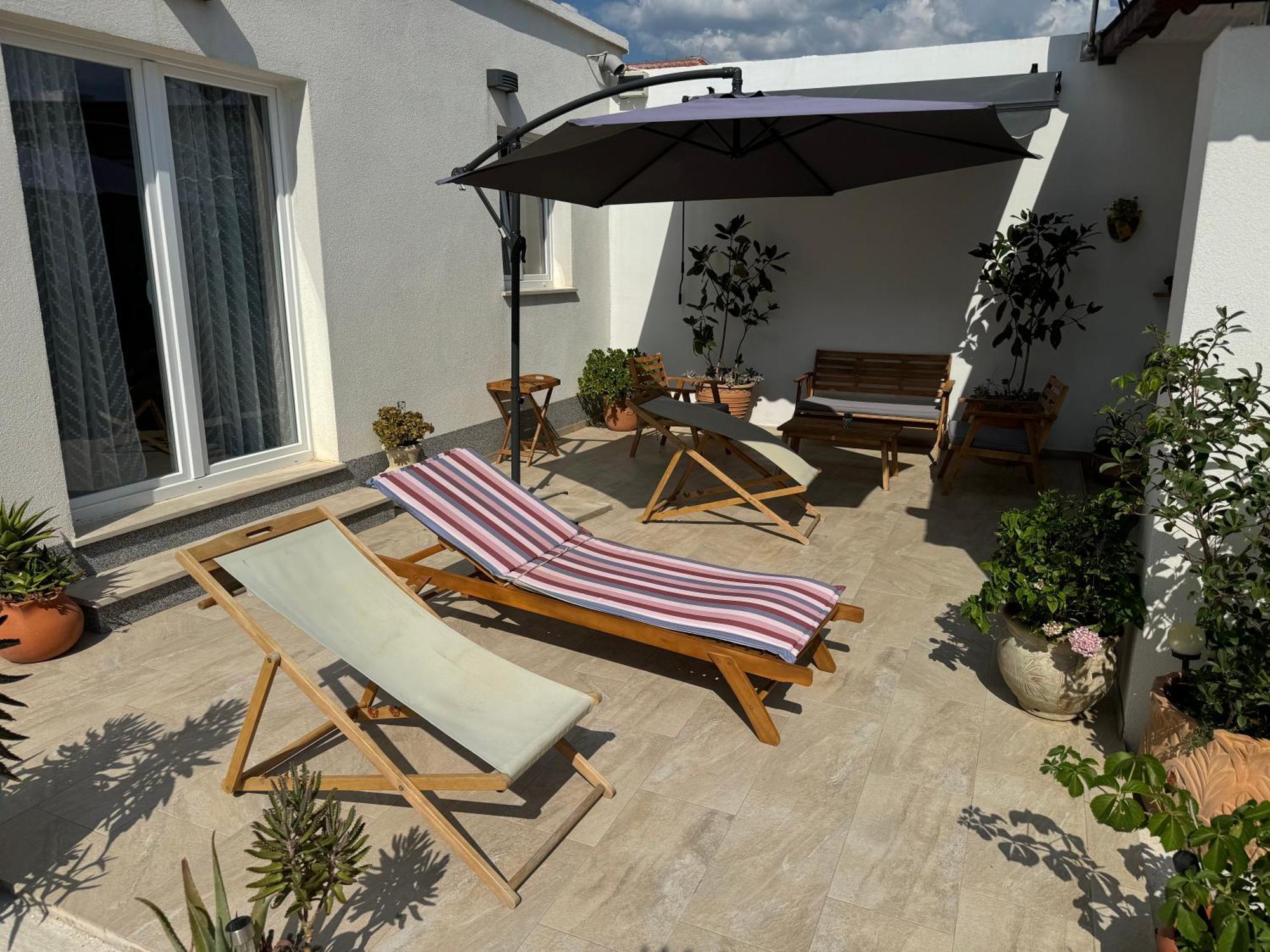 Beach House Oasis Villa Livak Kaštela エクステリア 写真